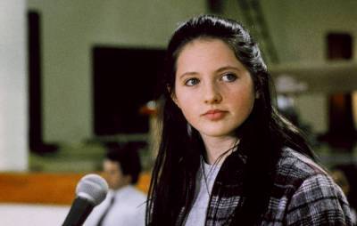 ‘Freaks And Geeks’ and ‘Election’ actress Jessica Campbell dies aged 38 - www.nme.com - USA