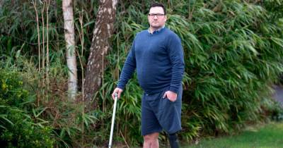 Hero Scots cop who lost leg on duty returns to work after 19-month recovery battle - www.dailyrecord.co.uk - Scotland