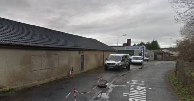 Two men arrested as police uncover £300K cannabis farm in Lanarkshire - www.dailyrecord.co.uk