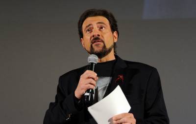 Kevin Smith finishes first draft of ‘Clerks 3’, calls it a “funny fucking script” - www.nme.com