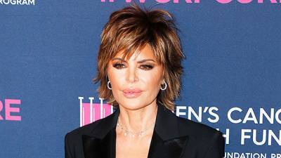 Lisa Rinna Fans Think She Looks Like A Kardashian With New Blonde Highlights Makeover - hollywoodlife.com