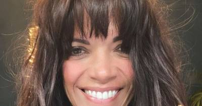 'They're like twins!' - Jenny Powell stuns fans as she introduces her look-alike daughter - www.manchestereveningnews.co.uk