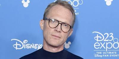 'WandaVision' Star Paul Bettany Says Seeing His Dad Struggle With His Sexuality Shaped Him as a Father - www.justjared.com