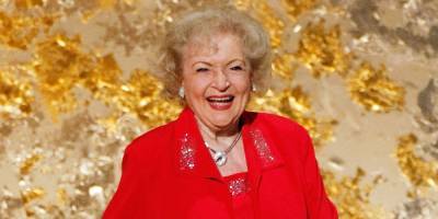 Betty White Is Trending Because People Are Celebrating Her 99th Birthday! - www.justjared.com