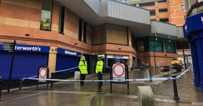 Man dies after falling from building in Rochdale town centre - www.manchestereveningnews.co.uk - Manchester - city Rochdale