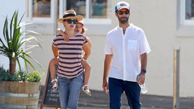 Natalie Portman, 39, Gives Adorable Daughter Amalia, 3, A Piggyback Ride On Stroll With Husband – Pics - hollywoodlife.com - Australia