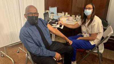 Al Roker Receives COVID-19 Vaccine Live on 'Today' Show - www.hollywoodreporter.com - New York - city Lenox, county Hill