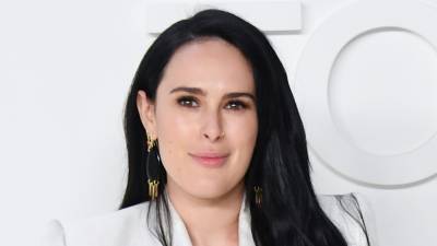 Rumer Willis Celebrates Being 4 Years Sober: 'I Choose to Rise to the Challenge Each and Every Time' - www.etonline.com