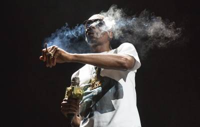 Watch Snoop Dogg recount all the places he’s got high - www.nme.com - Los Angeles - Hollywood - county Anderson - county Cooper