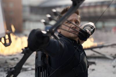 Jeremy Renner Shares His Hilarious At-Home Training Regimen For Upcoming ‘Hawkeye’ Series - etcanada.com - New York