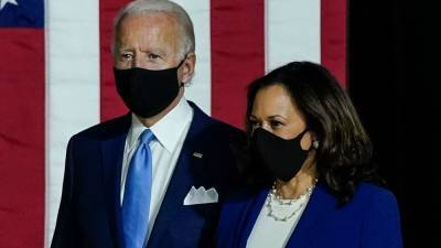 Joe Biden and Kamala Harris Honor COVID-19 Victims on Eve of Inauguration - www.etonline.com - USA