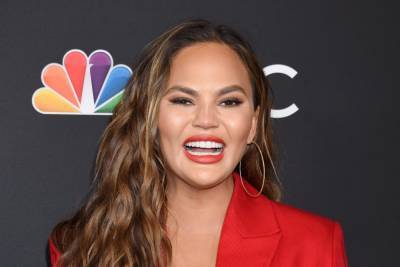 Chrissy Teigen Claps Back At People ‘Mad At Me’ For Travelling To Biden Inauguration - etcanada.com - USA