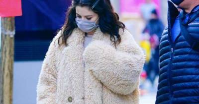 Selena Gomez's £158 Free People Coat Is Exactly What We Want To Wear On Walks Right Now - www.msn.com