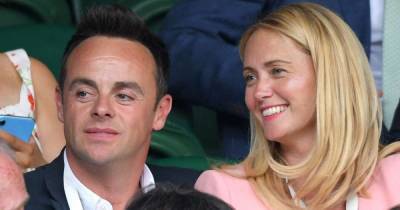 Ant McPartlin's fiancée's engagement ring cost the same as Pippa Middleton's – see photo - www.msn.com