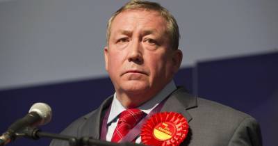 Row as councillor who apologised after Jewish community remarks nominates Scottish Labour leadership contender - www.dailyrecord.co.uk - Scotland
