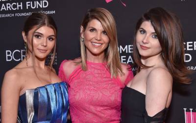 Olivia Jade Giannulli Makes YouTube Return Following Her Mother Lori Loughlin’s College Admission Scandal - etcanada.com