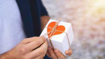 Thoughtful Valentine's Day Gifts for the Special Man in Your Life - www.etonline.com