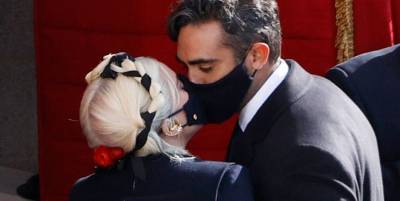 Lady Gaga and Her Boyfriend Michael Polansky Snuck a Kiss in During the Inauguration - www.elle.com