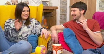 Gogglebox siblings Sophie and Pete share throwback photo with their famous family relatives - www.manchestereveningnews.co.uk - city Sandiford