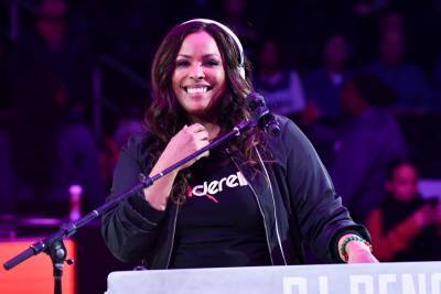 Former Salt-N-Pepa DJ Spinderella Speaks Out On Being ‘Wrongfully Excluded’ From Biopic - etcanada.com - city Sandra