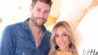 Kristin Cavallari Ex Jay Cutler Reunite For Pic As She Alludes To What Would Have Been Their 10th Anniversary - hollywoodlife.com