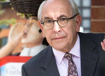 Corrie’s Malcolm Hebden is officially leaving after 27 years and playing two characters - evoke.ie