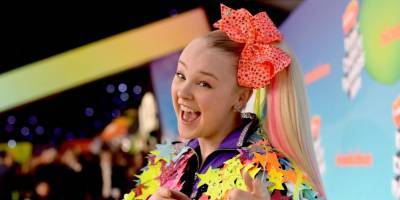 JoJo Siwa Comes Out By Posting a Photo Wearing a "Best Gay Cousin Ever" T-Shirt - www.cosmopolitan.com
