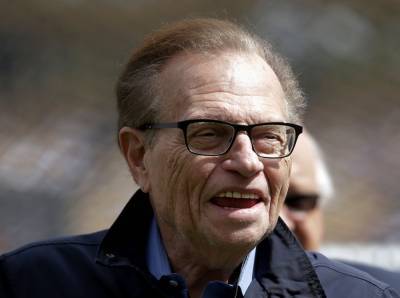Larry King Discusses Being ‘Insatiably Curious’ In One Of His Last Interviews - etcanada.com