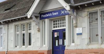 Emergency services on the scene of "ongoing incident" at Prestwick Town train station - www.dailyrecord.co.uk