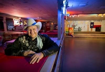 James White Dies: Owner Of Austin’s Popular Broken Spoke Honky-Tonk Was 81 - deadline.com - Texas