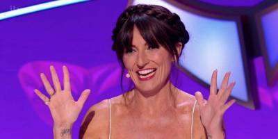 The Masked Singer's Davina McCall responds to troll who called her 'wrinkly' - www.msn.com