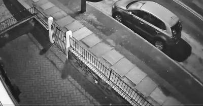 Mystery surrounds loud bang heard across Tameside on Sunday night - it was caught on camera... with some describing it as a 'sonic boom' - www.manchestereveningnews.co.uk - Manchester - county Denton