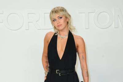 Miley Cyrus joins Super Bowl show - www.hollywood.com - Florida - county Bay