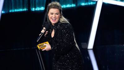 Kelly Clarkson ‘Honored’ By Talk Show’s Ratings As It’s Reported She May Take Over Ellen’s Time Slot - hollywoodlife.com - USA