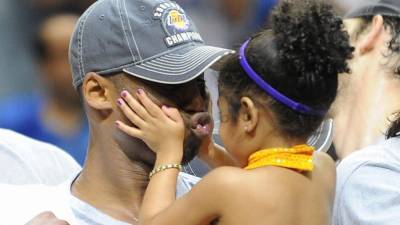 Inside Kobe Bryant's Relationship With Wife Vanessa and Life as a Dad - www.etonline.com
