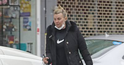 Former TOWIE star Billi Mucklow stuns as she cuts a casual figure and takes a break from mum duties - www.ok.co.uk