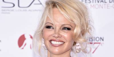 Pamela Anderson Is Quitting All Social Media - Find Out Why - www.justjared.com