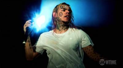 ‘Supervillain’ Trailer: Showtime’s New ‘The Making of Tekashi 6ix9ine’ Docu-Series Is Narrated By Giancarlo Esposito - theplaylist.net