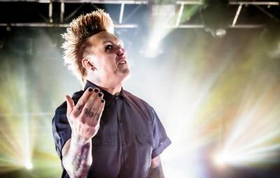 Papa Roach team up with TikTok star Jeris Johnson for reloaded version of ‘Last Resort’ - www.nme.com