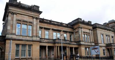 Knifeman who terrorised girlfriend at their Paisley home caged - www.dailyrecord.co.uk - county Rutherford