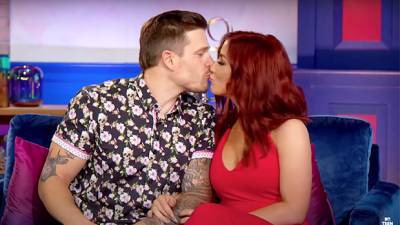 Cole DeBoer Cuddles Daughter Gushes Over How ‘Blessed’ He Is To Have Family With Chelsea Houska - hollywoodlife.com - county Cole