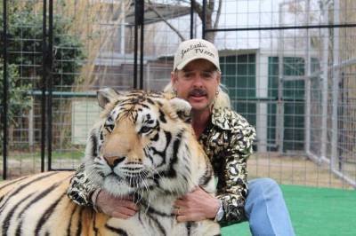 Tiger King star Joe Exotic claims he was “too gay” for Trump pardon - www.metroweekly.com