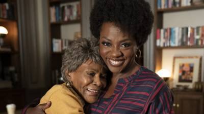 Viola Davis Says She's 'Devastated' Following the Death of TV Mom Cicely Tyson - www.etonline.com