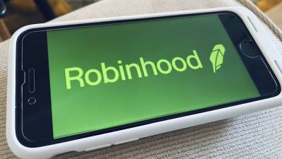 Robinhood Investing App Will Resume ‘Limited Buys’ of AMC, GameStop Stock After Raising $1B Emergency Funding - variety.com
