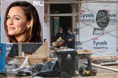 Jennifer Garner tears down Brentwood home for newly renovated abode - nypost.com