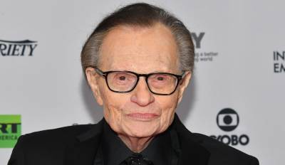 Larry King Has Reportedly Been Hospitalized for COVID-19 - www.justjared.com - Los Angeles