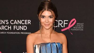 Olivia Jade shares celebratory post ringing in 2021, asks fans to 'keep the vibes good' in the new year - www.foxnews.com