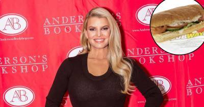 ‘Newlyweds’ Flashback! Jessica Simpson Jokes About ‘Confusing’ Chicken and Tuna Mix-Up 17 Years After Reality TV Flub - www.usmagazine.com - USA