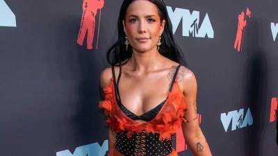 Singer Halsey is pregnant with 1st child - abcnews.go.com - New York