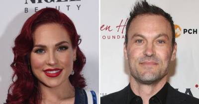 Sharna Burgess Posts About Going Into 2021 With ‘Love’ as She Vacations With Brian Austin Green - www.usmagazine.com - Hawaii